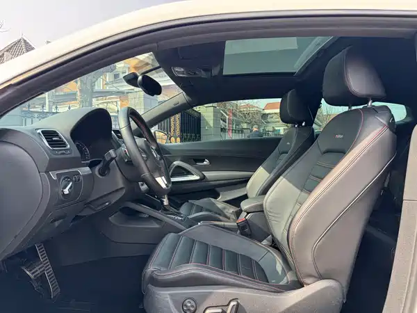 Volkswagen Scirocco 2013