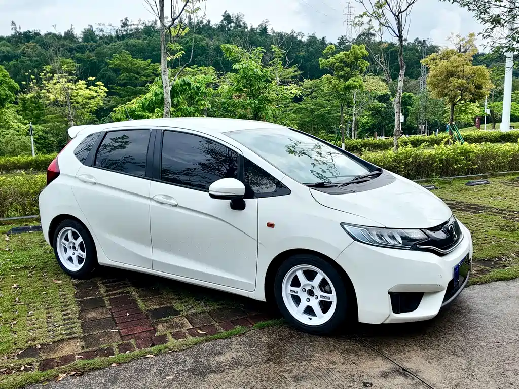 Honda Fit 2018 — фото 14