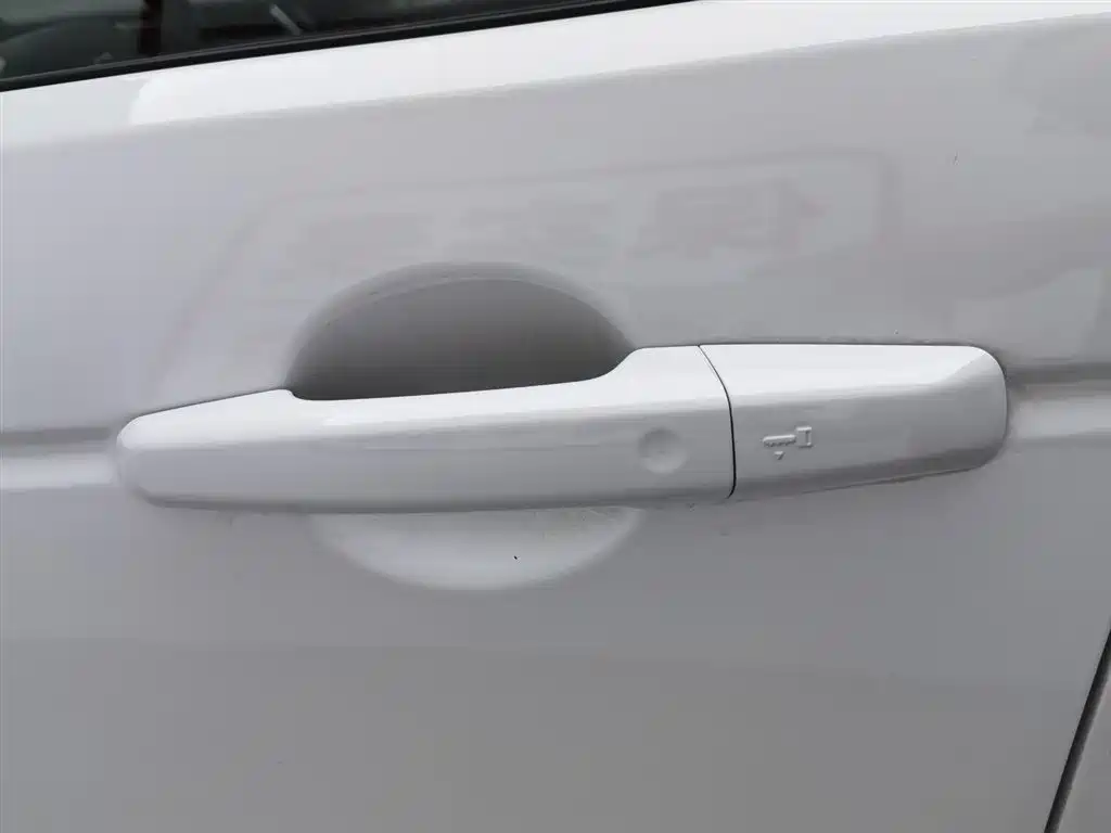 Land Rover Discovery Sport 2019 — фото 18