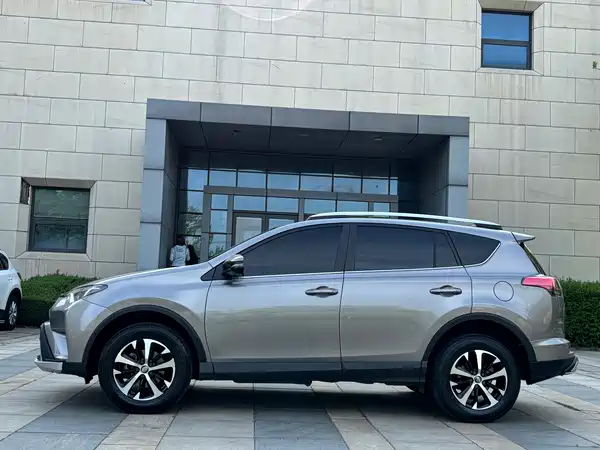 Toyota RAV4 2019