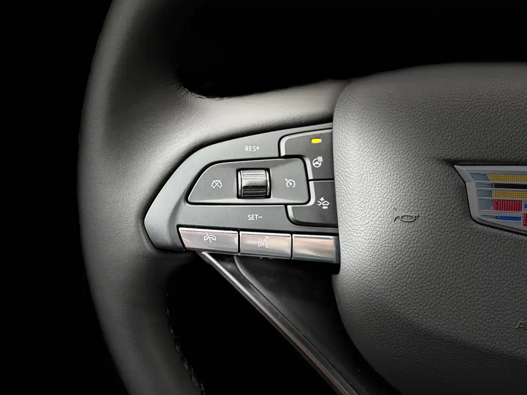 Cadillac XT6 2025 — фото 13