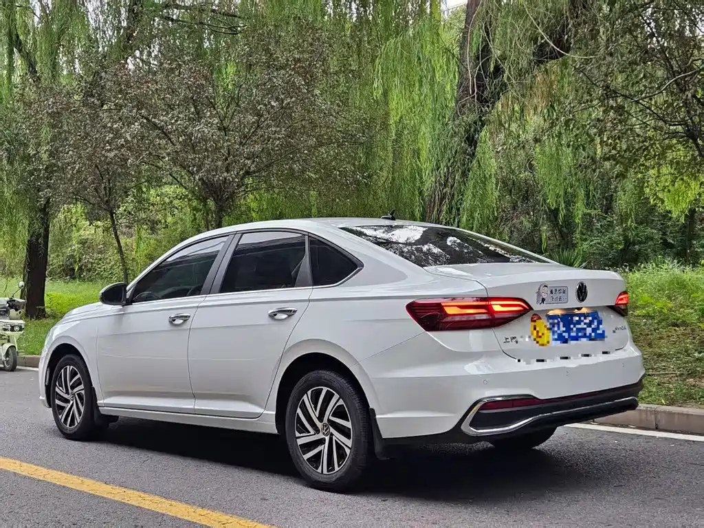 Volkswagen Lavida 2025