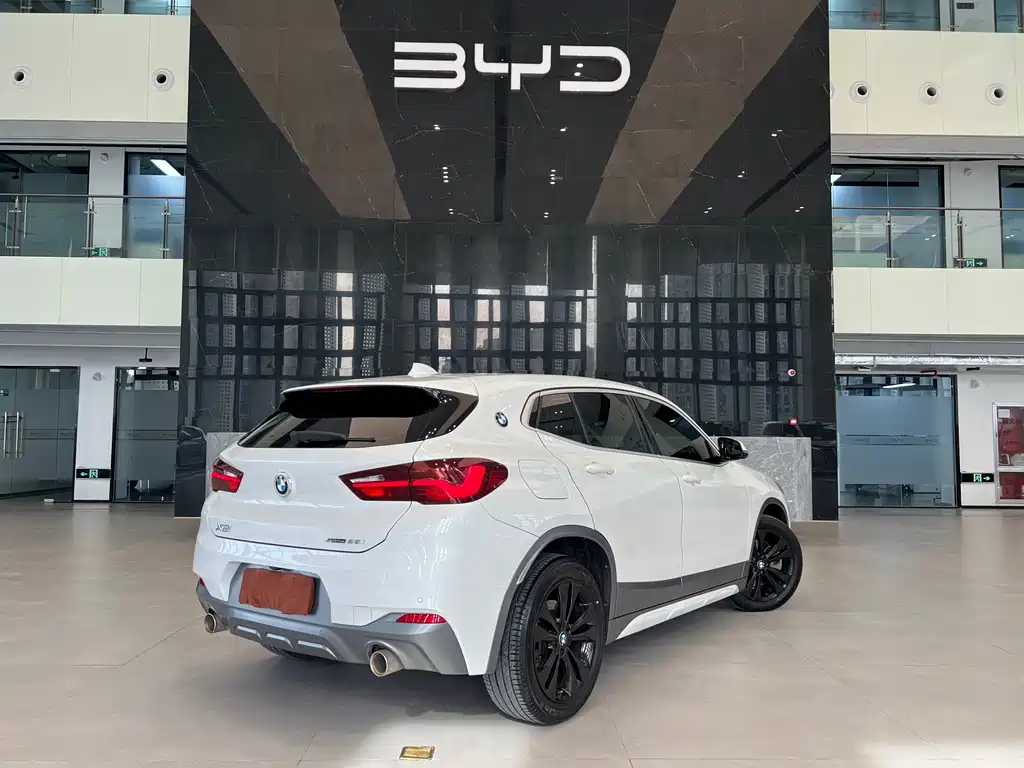 BMW X2 2022 — фото 17