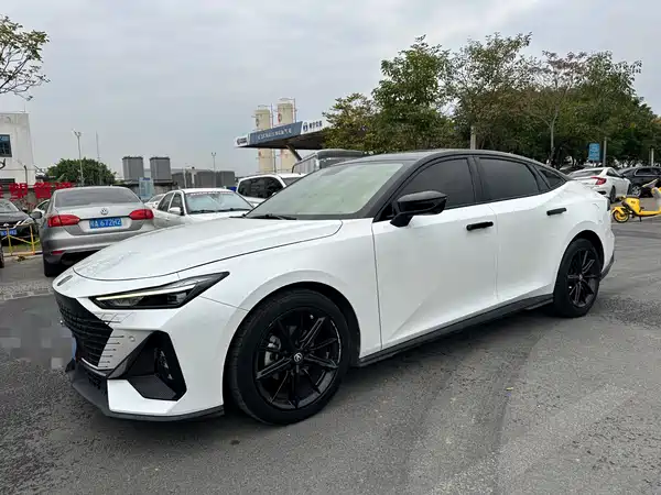 Changan UNI-V 2022