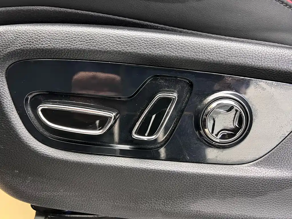 GAC Motor Trumpchi M8 2023 — фото 8