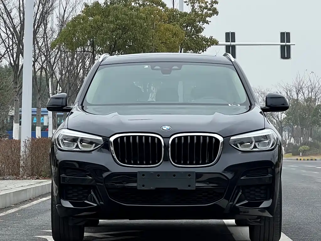 BMW X3 2021 — фото 2