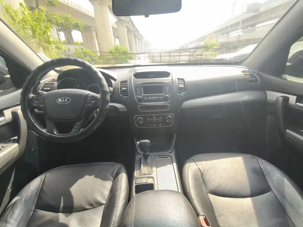 Kia Sorento 2014 — фото 6
