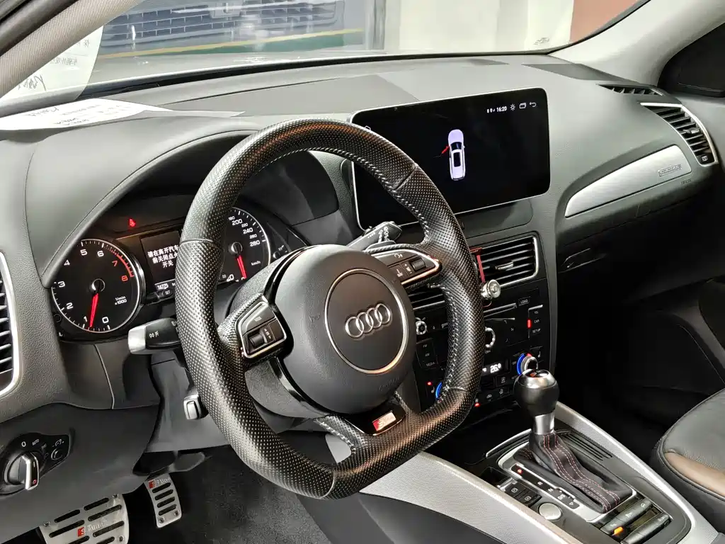 Audi Q5 2018 — фото 11