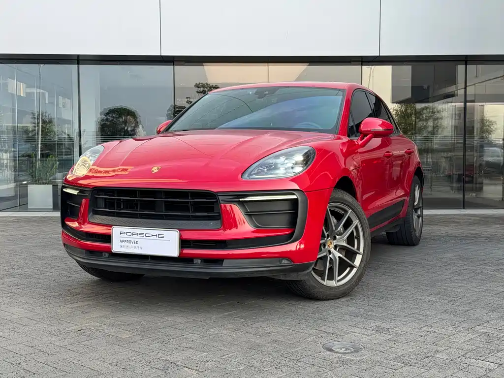 Porsche Macan 2023 — фото 1