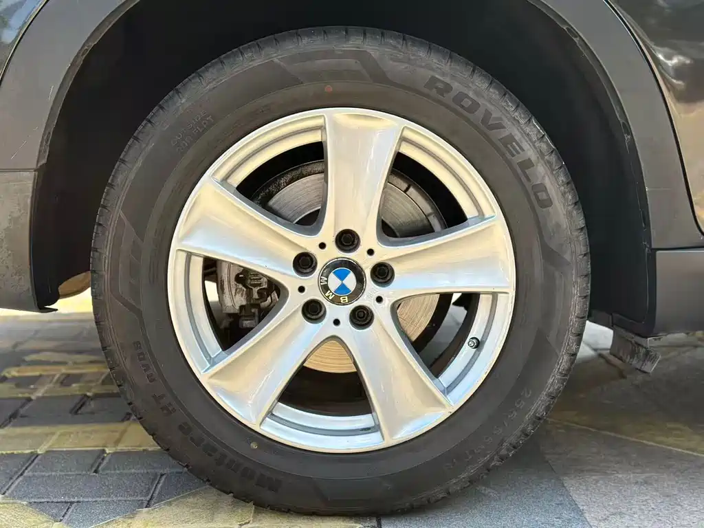 BMW X5 2012 — фото 18