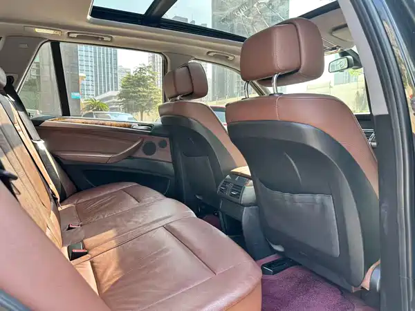 BMW X5 2011