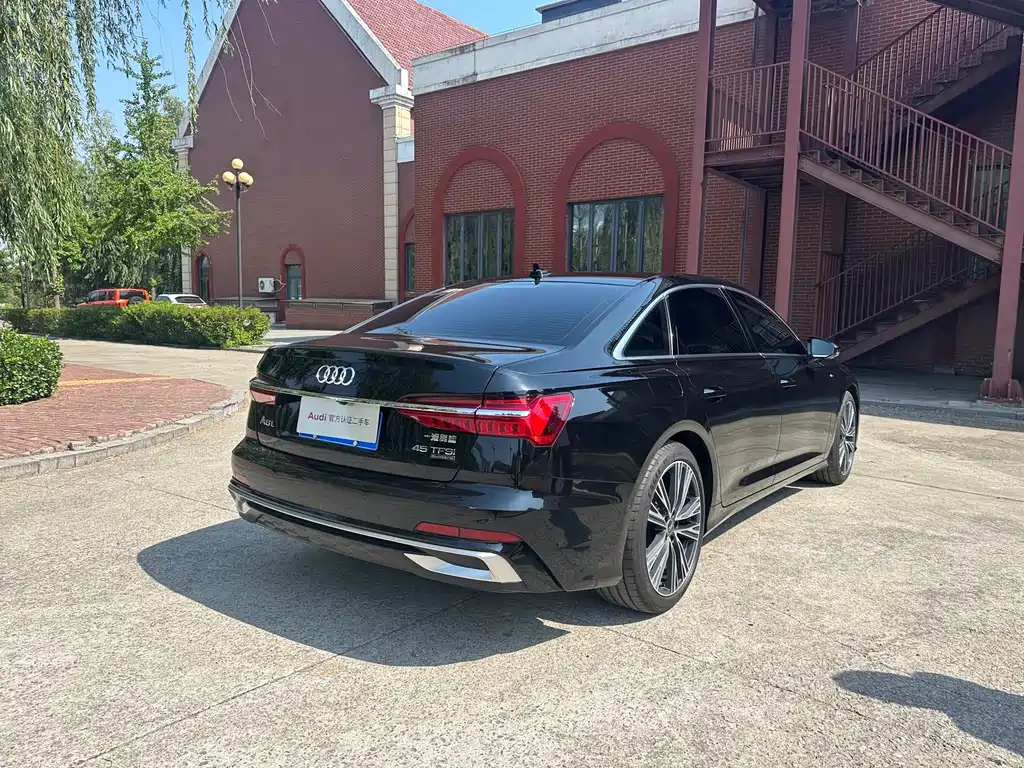 Audi A6L 2023 — фото 8