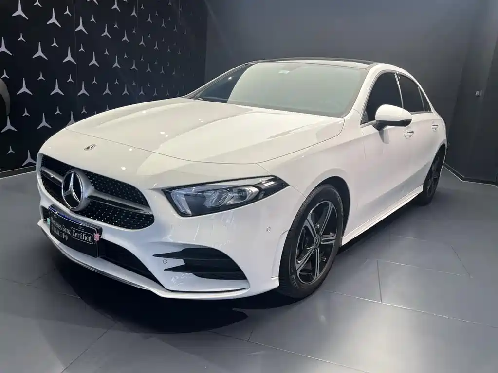 Mercedes-Benz A-Class 2022 — фото 1