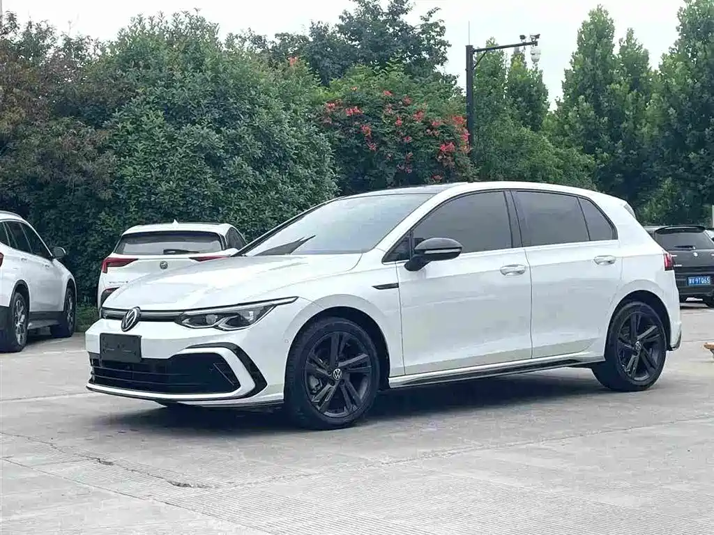 Volkswagen Golf 2023