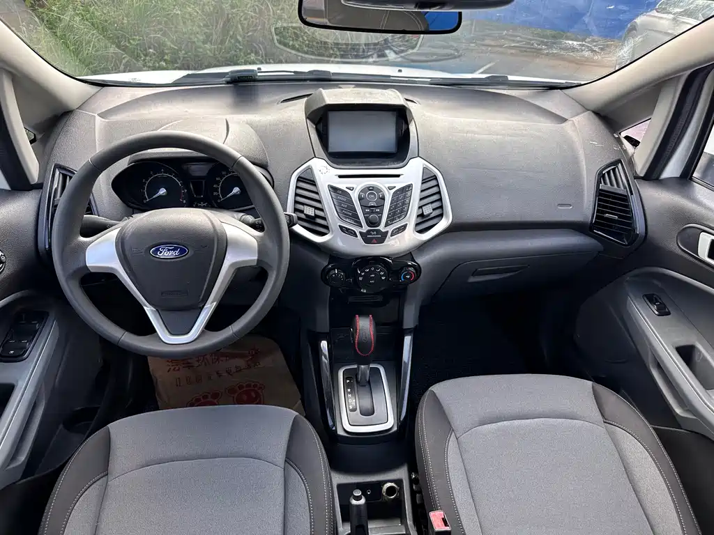 Ford Ecosport 2014 — фото 9
