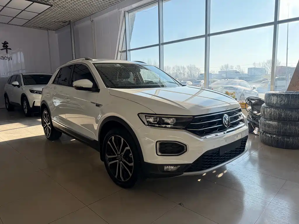 Volkswagen T-Roc 2022 — фото 3