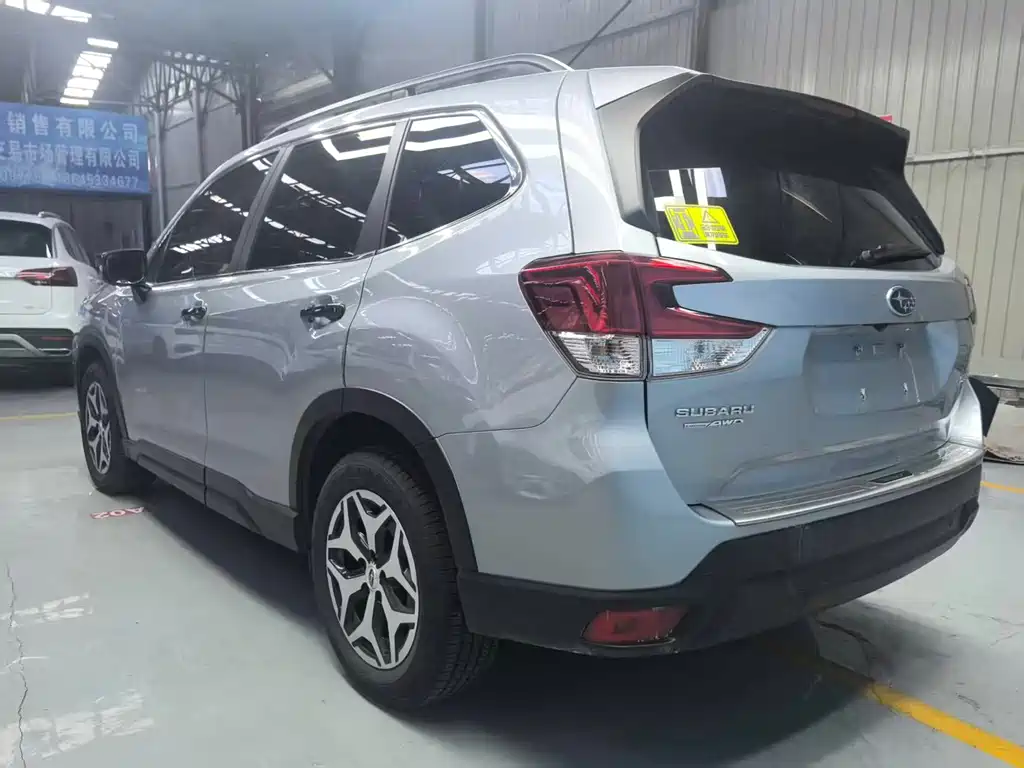 Subaru Forester 2020 — фото 4