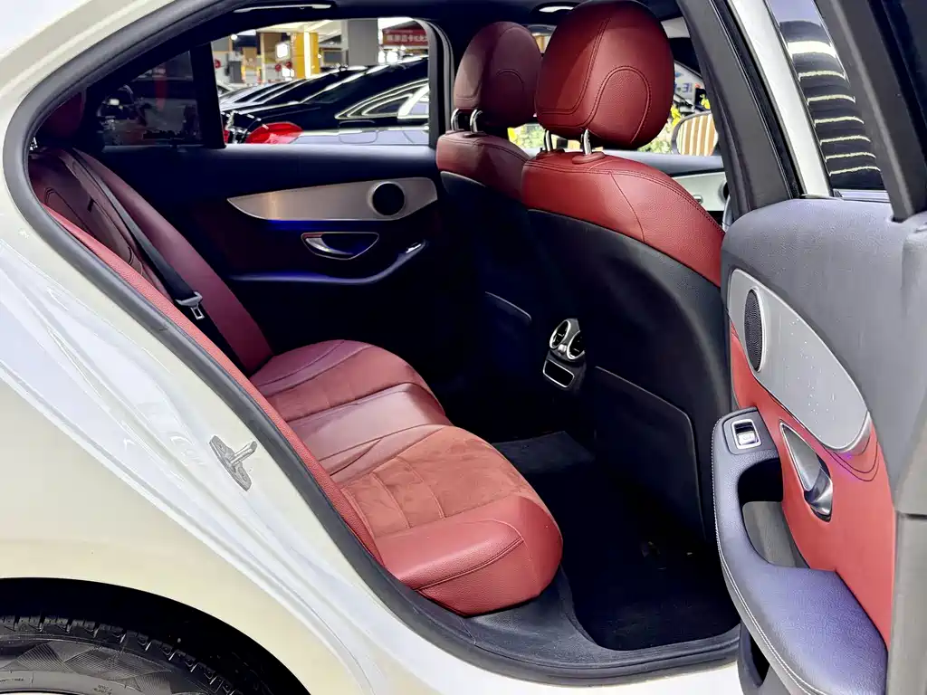Mercedes-Benz C-Class 2019 — фото 13