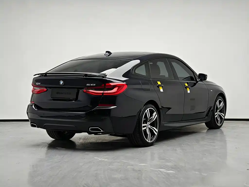 BMW 6 Series GT 2024 — фото 19