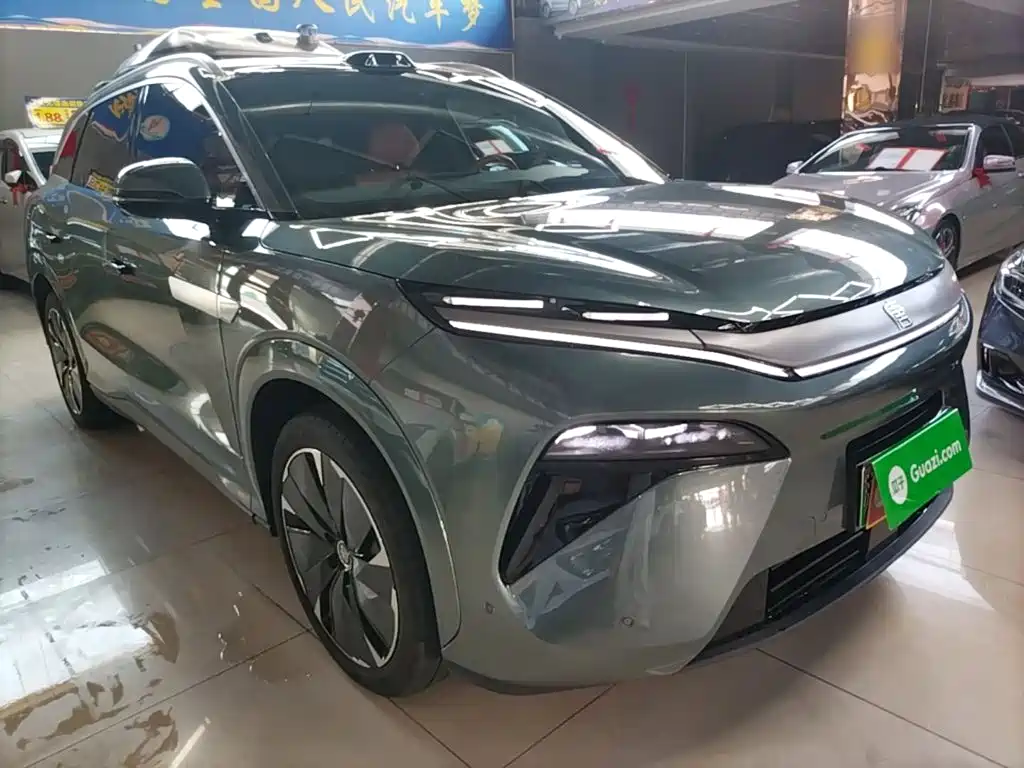 BYD Tang L 2025