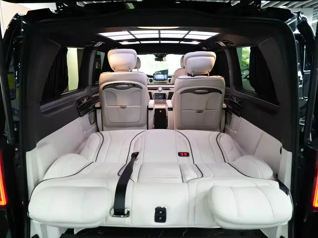 Mercedes-Benz Vito 2022 — фото 23