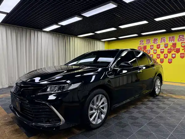 Toyota Camry 2021