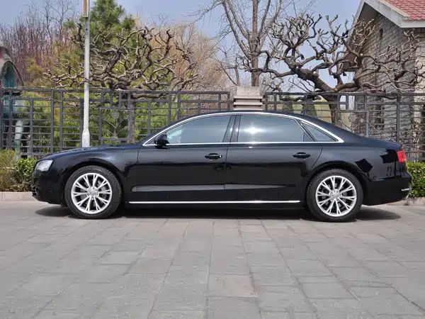 Audi A8 2011