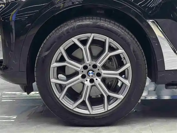 BMW X7 2022