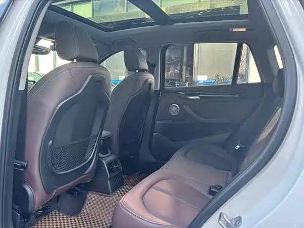 BMW X1 2023