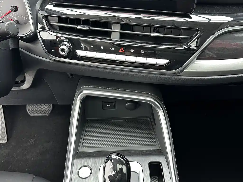 Haval H6 2022 — фото 14