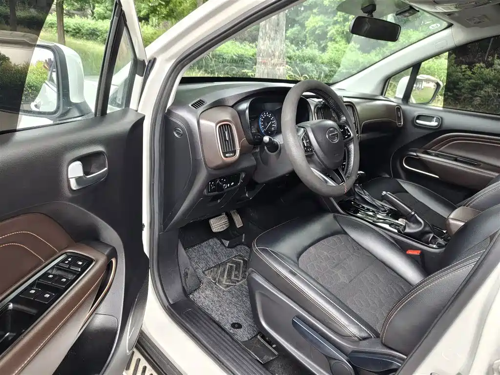 GAC Motor Trumpchi GS3 2020 — фото 12