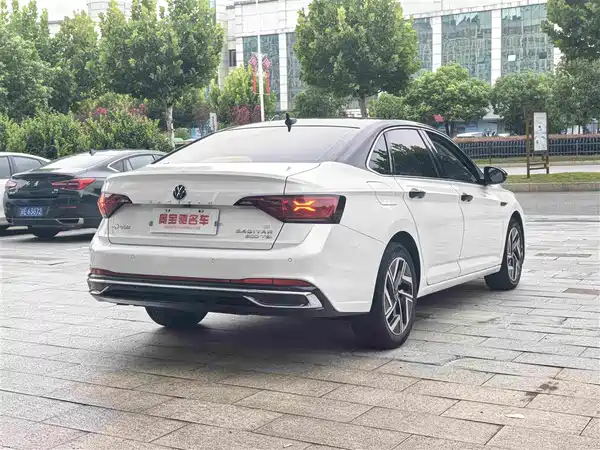 Volkswagen Sagitar 2023
