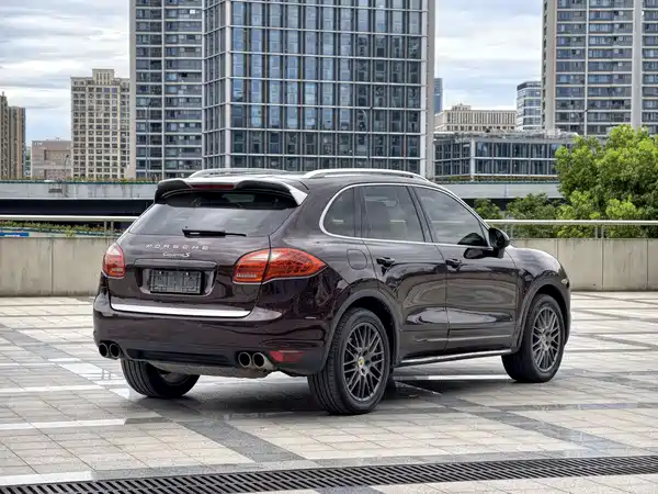 Porsche Cayenne 2014
