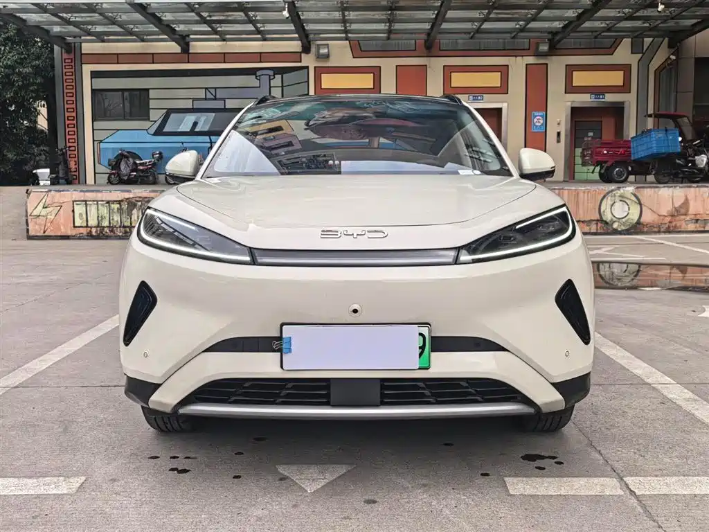 BYD Sealion 05 EV 2025 — фото 2