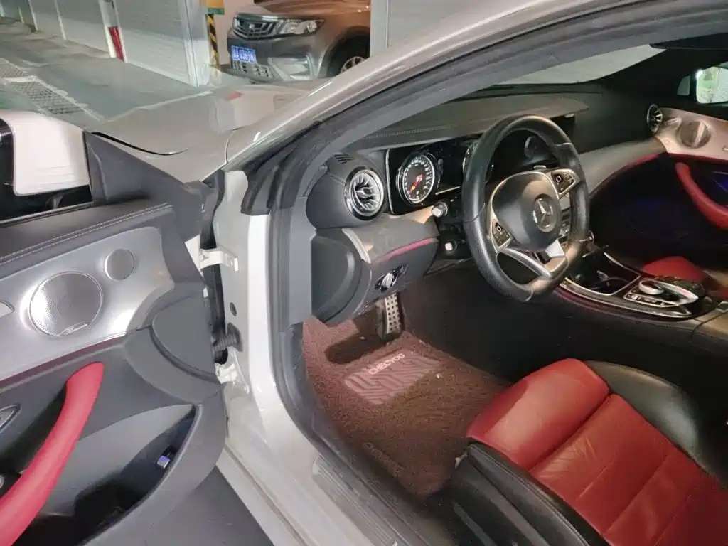 Mercedes-Benz E-Class 2018 — фото 14