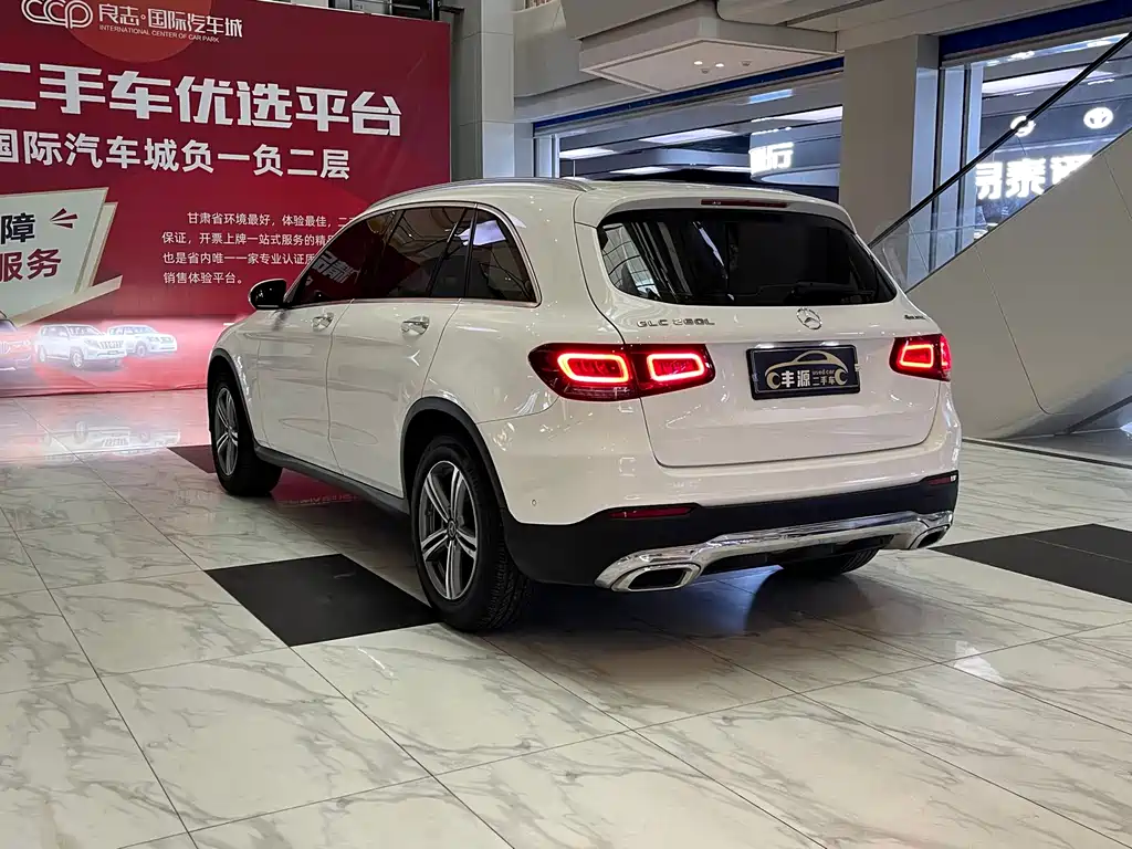 Mercedes-Benz GLC 2021 — фото 29