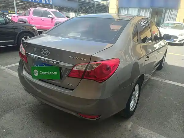 Hyundai Yuedong 2015