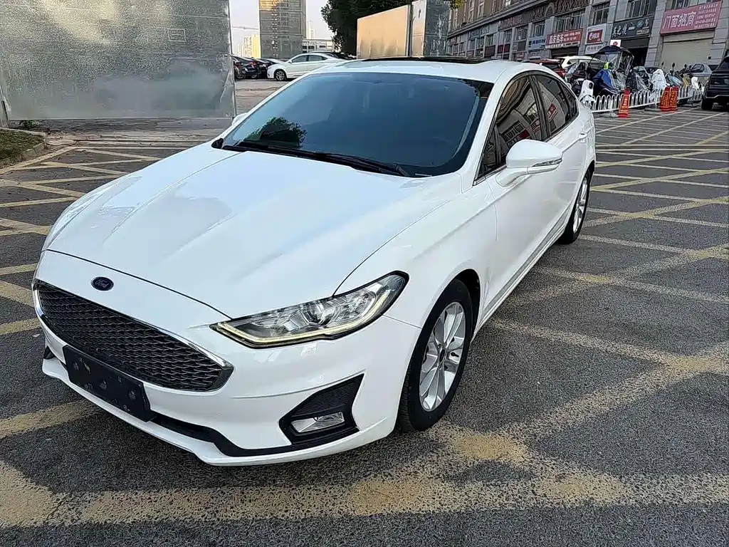 Ford Mondeo 2021 — фото 1