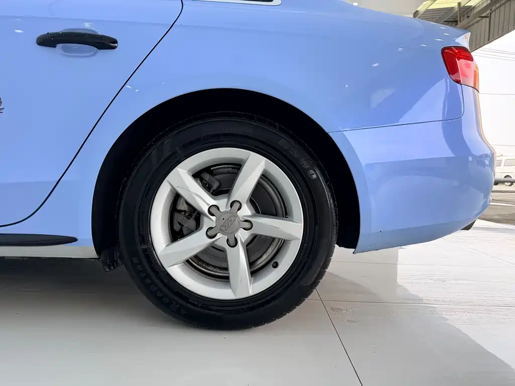 Audi A4L 2013