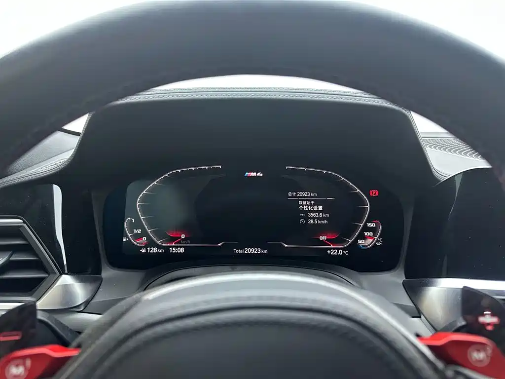 BMW M4 2023 — фото 17