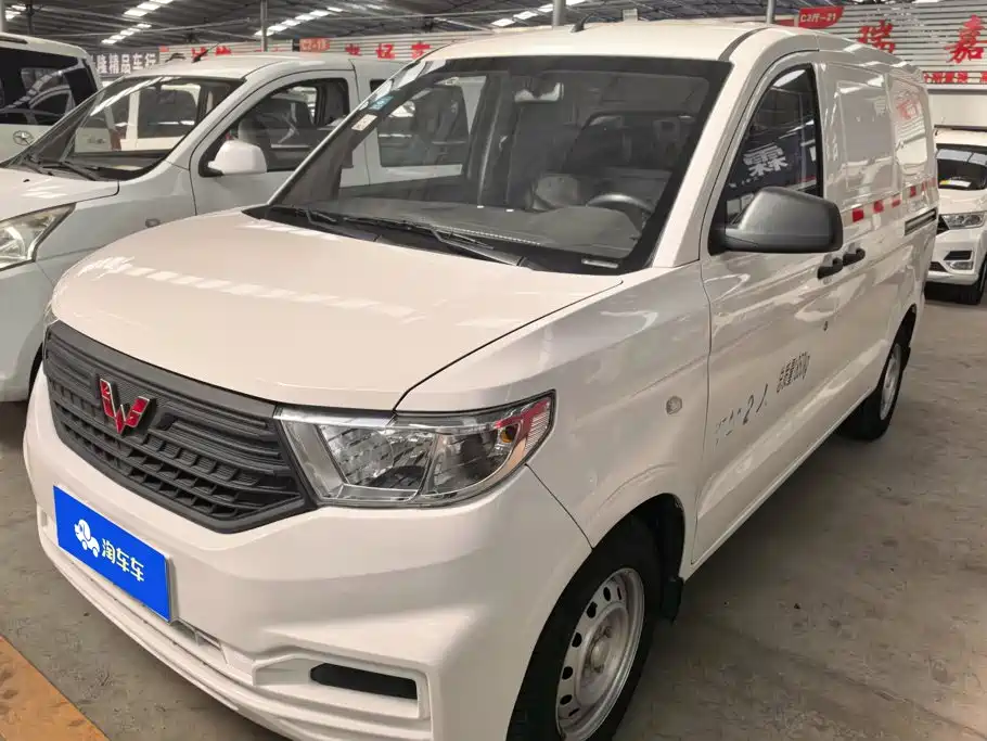 Wuling Hongguang V 2021