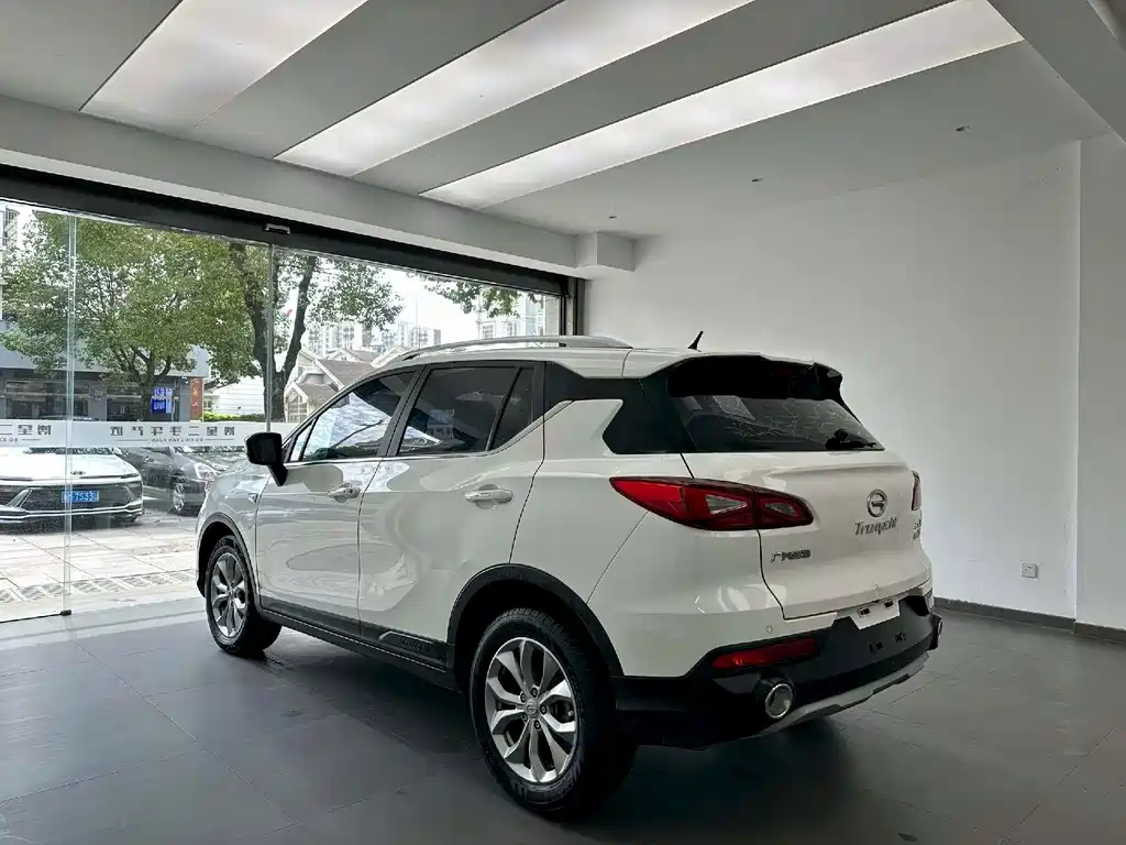 GAC Trumpchi GS3 2018 — фото 7