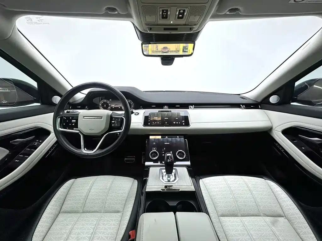 Land Rover Evoque 2024 — фото 9