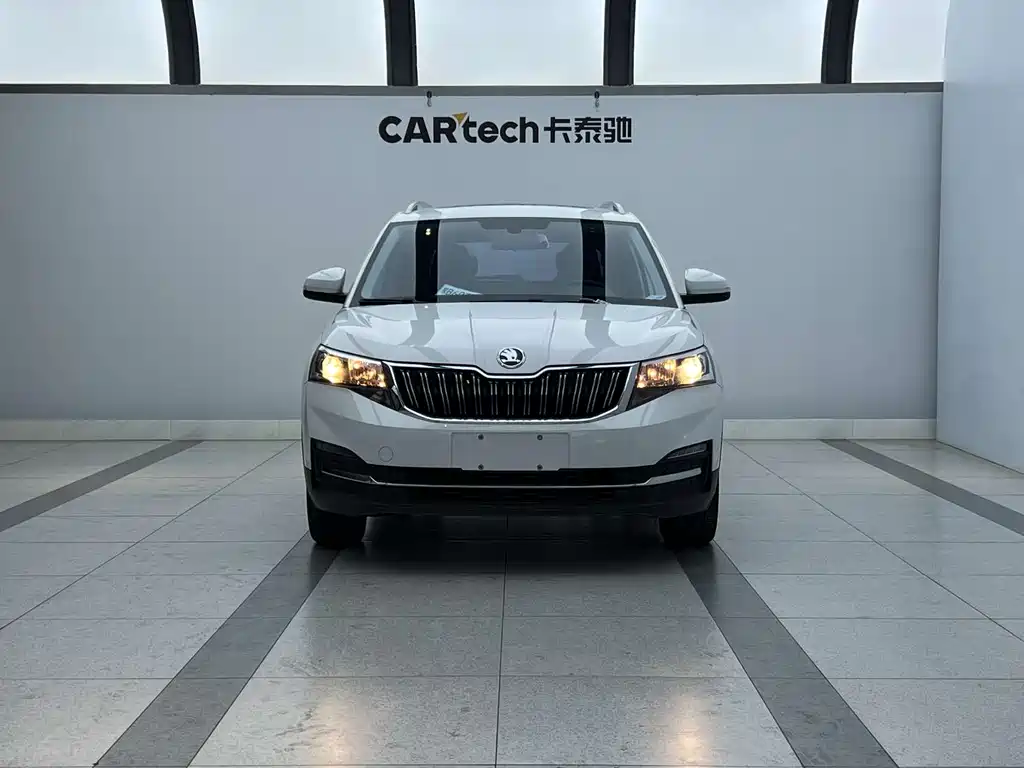 Skoda Kamiq 2023 — фото 8