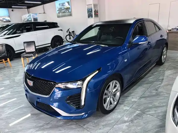 Cadillac CT4 2021