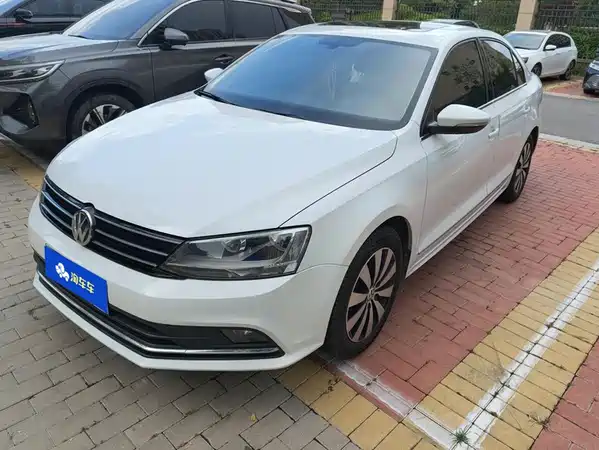 Volkswagen Sagitar 2019