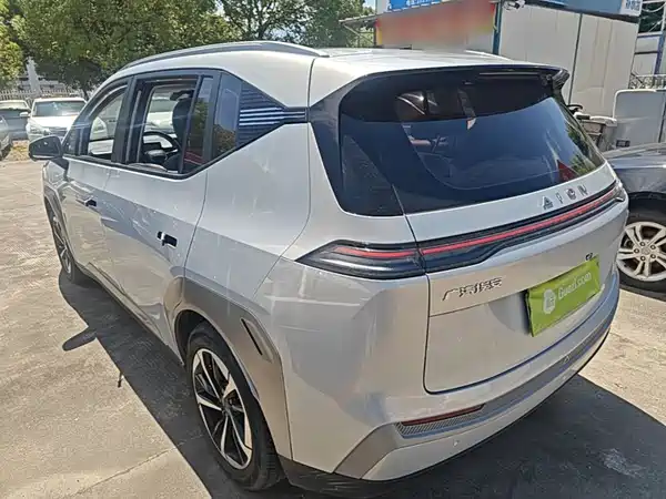 Aion Y 2024