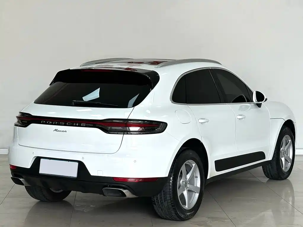 Porsche Macan 2019 — фото 8