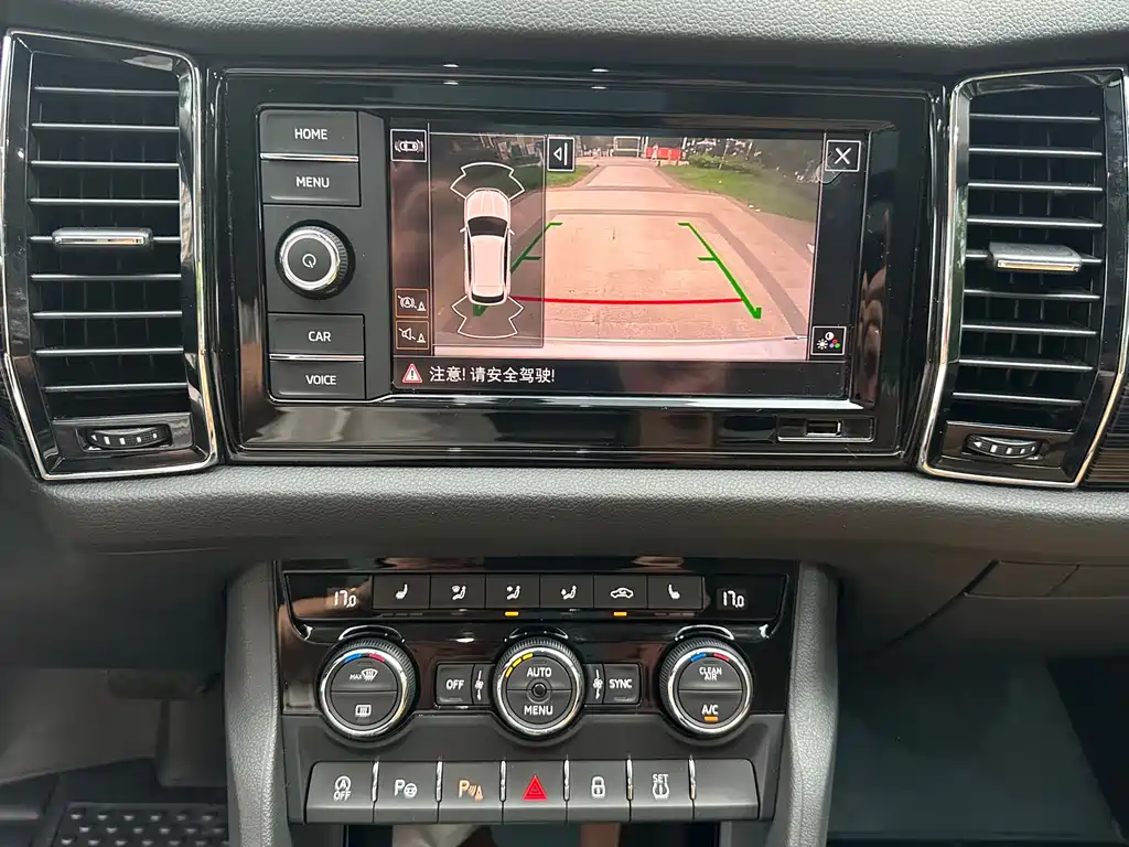 Skoda Kodiaq GT 2021 — фото 13