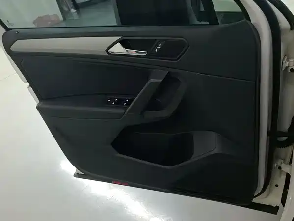 Volkswagen Tiguan L 2020